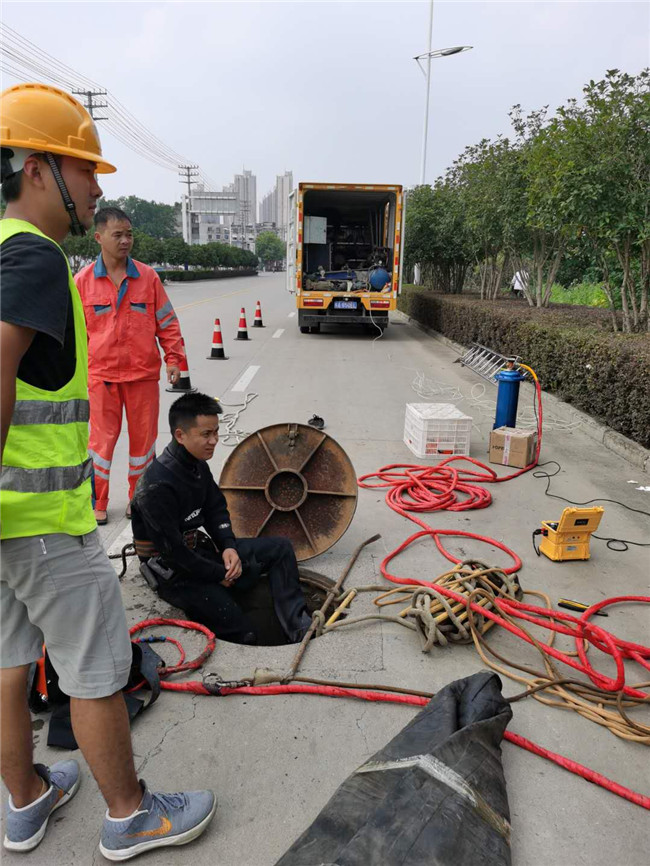 饶平翻衬法管道修复技术主要工序